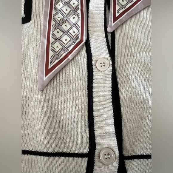 TWO PIECE LOUNGE SET - Picture 6 of 11